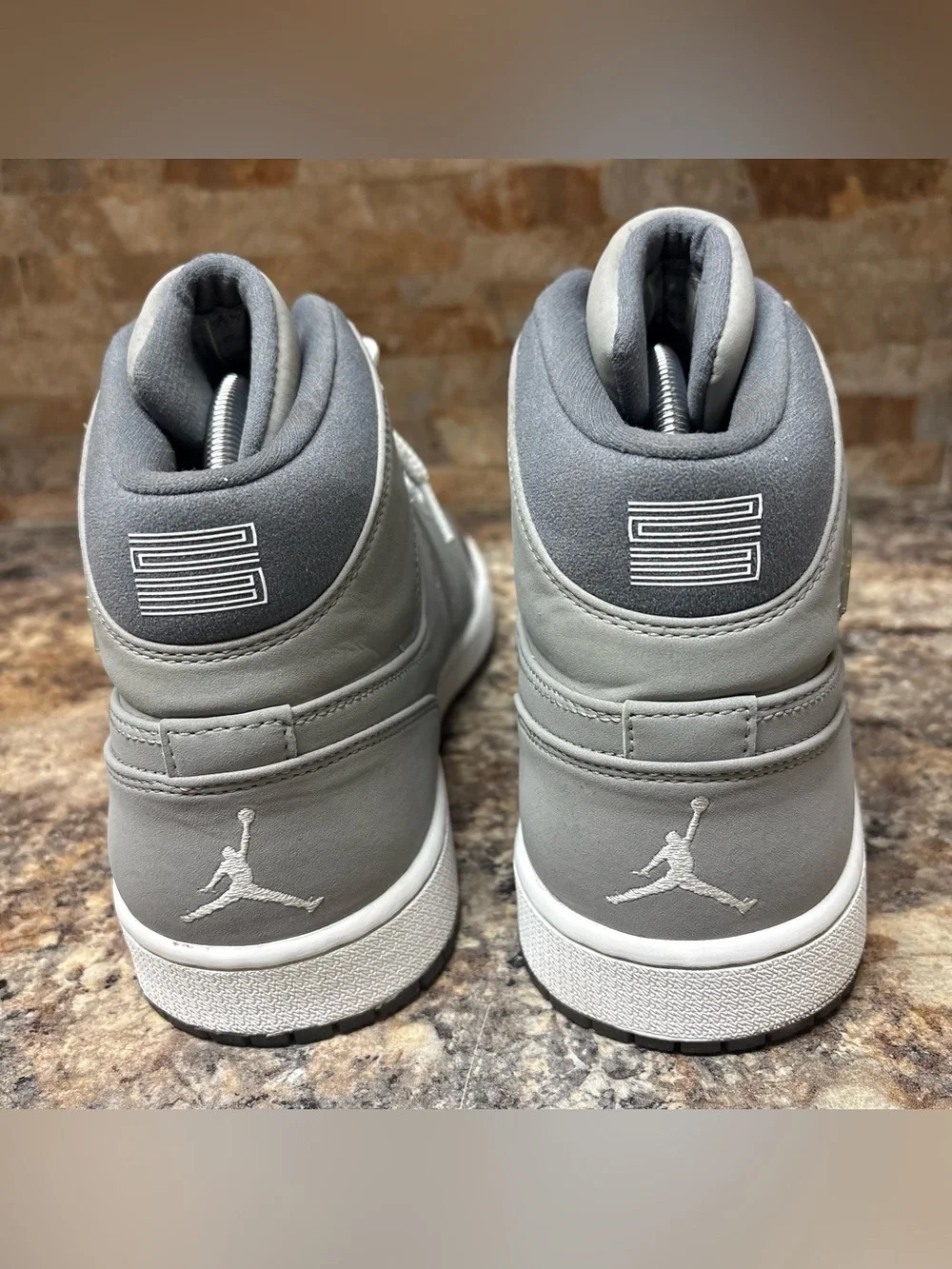 Nike Air Jordan 1 Retro High OG Cool Gray Size US 13